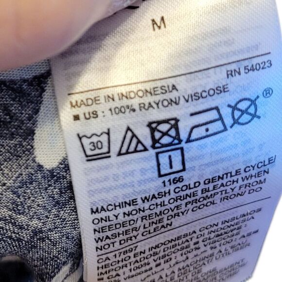 Old Navy Navy Blue Daisy Print Flowy Tank Top Women's Size M - Picture 5 of 7